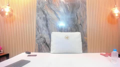  MARY  online show from May 21, 11:28 am