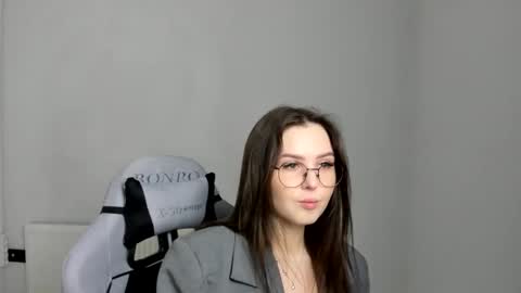 Alice online show from April 29, 11:37 am