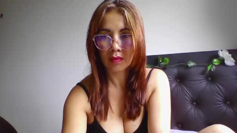 Engracia online show from May 11, 4:04 pm