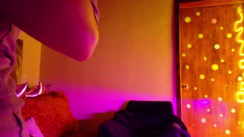     online show from May 23, 3:13 am