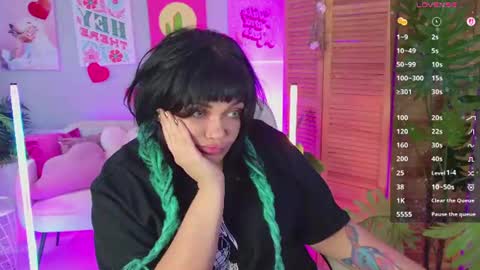 Mary online show from July 16, 1:58 pm
