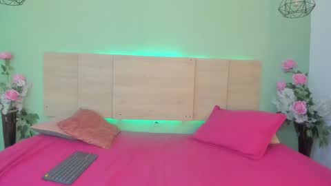 maryjane_bell online show from December 14, 2:22 am