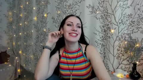 Mary Lou online show from December 18, 5:26 am