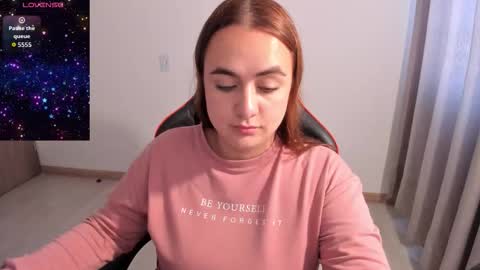 Dulce Maria online show from February 12, 7:28 pm