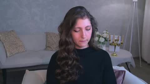 Mary Miller online show from June 3, 12:41 pm