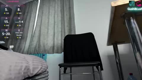 Snapshot of masculineguy69 chatting on October 4, 8:12 am masculineguy69 online show from October 4, 8:12 am