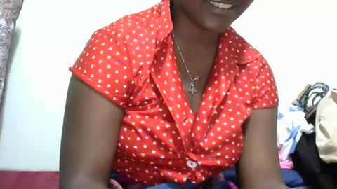 Snapshot of maseratty chatting on February 25, 7:52 am Cate online show from February 25, 7:52 am