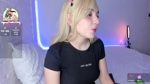 Snapshot of masha_flower chatting on December 30, 2:40 pm masha_flower online show from December 30, 2:40 pm