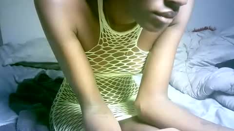 maskgang001 online show from March 7, 5:07 am