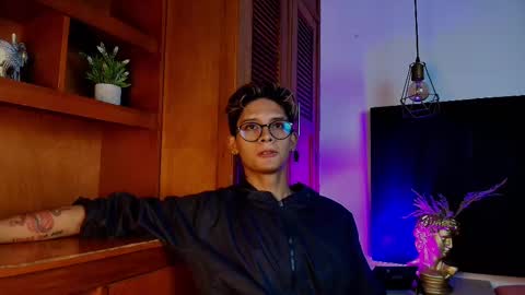 Snapshot of massimo_alessandro chatting on September 26, 5:26 am online show from September 26, 5:26 am