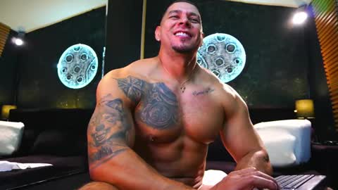 massimowalton2 online show from November 15, 3:24 pm