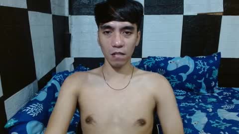 massive_boner02 online show from January 17, 5:39 am