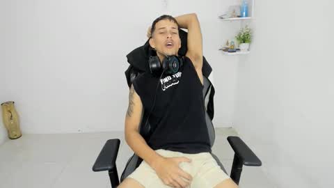 Alpha junior online show from December 2, 3:21 pm