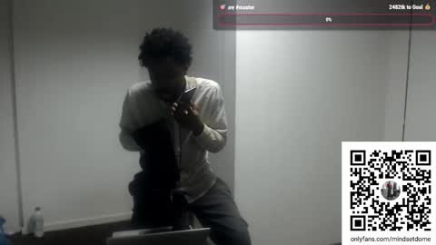 Snapshot of masterdomfuck chatting on October 4, 1:47 am Masterdomfuck online show from October 4, 1:47 am