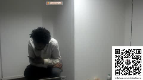 Snapshot of masterdomfuck chatting on September 27, 11:35 pm Masterdomfuck online show from September 27, 11:35 pm