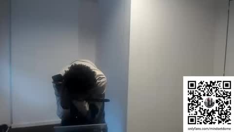 Snapshot of masterdomfuck chatting on September 22, 8:13 pm Masterdomfuck online show from September 22, 8:13 pm