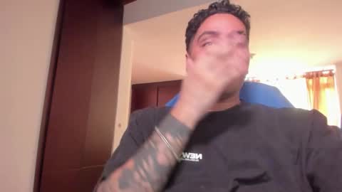 Juan Independent Model online show from February 22, 5:04 pm