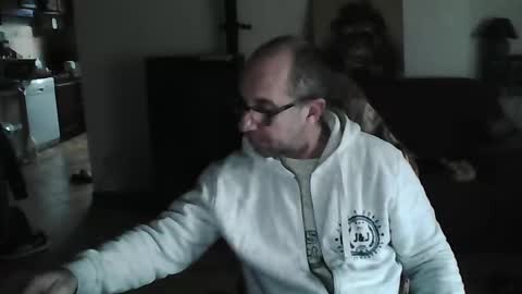 mat11efou online show from February 26, 8:50 am