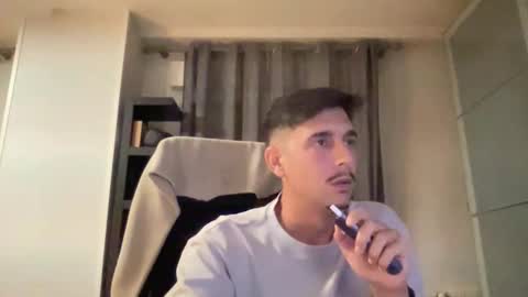 Snapshot of matahavi chatting on October 14, 7:50 pm Aaron online show from October 14, 7:50 pm