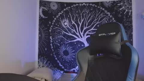 Mateo online show from October 18, 12:48 am