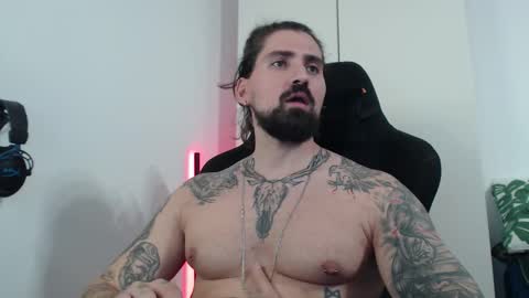 Snapshot of mateohalifa chatting on September 30, 4:39 pm mateohalifa online show from September 30, 4:39 pm