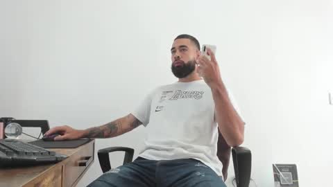 Snapshot of matheusbeard2 chatting on February 12, 4:11 pm Matheus online show from February 12, 4:11 pm