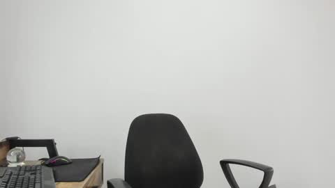 Snapshot of matheusbeard2 chatting on January 28, 8:36 pm Matheus online show from January 28, 8:36 pm