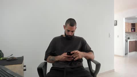 Snapshot of matheusbeard2 chatting on September 16, 2:42 pm Matheus online show from September 16, 2:42 pm