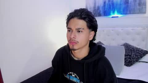 Snapshot of mathewadams chatting on September 16, 6:33 pm Mathew online show from September 16, 6:33 pm