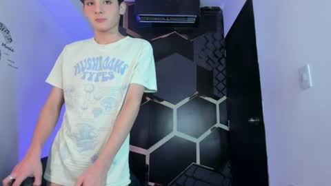 Mathias  online show from June 18, 7:08 pm