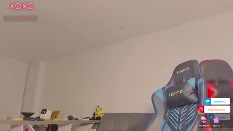 Alejandro Alex online show from February 27, 1:08 am