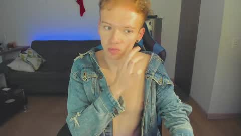 Alejandro Alex online show from January 6, 12:27 am