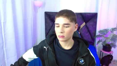 Snapshot of matiii18 chatting on October 18, 2:32 pm Mati online show from October 18, 2:32 pm