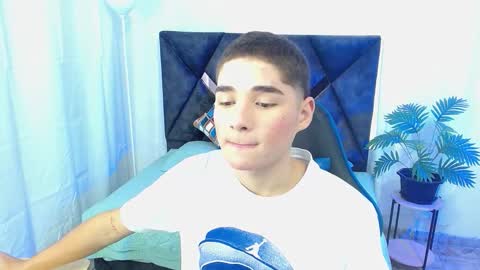Snapshot of matiii18 chatting on September 29, 1:32 pm Mati online show from September 29, 1:32 pm
