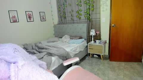 Daniela online show from October 1, 10:36 am