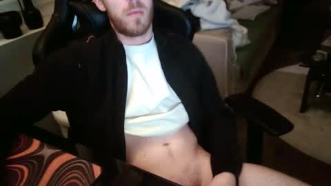 matt1q237916 online show from April 16, 2:33 am