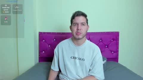 matthewlatinc online show from March 15, 5:12 am