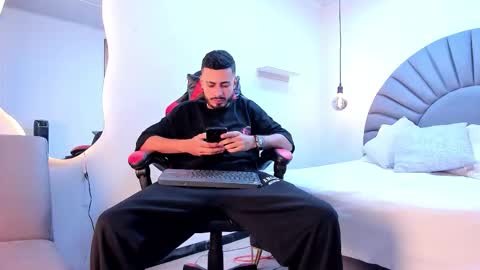 Matthew online show from March 4, 5:59 am