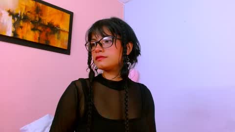 Snapshot of mattilda_18 chatting on February 26, 12:20 am mattilda_18 online show from February 26, 12:20 am