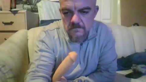 mattstanley424955 online show from May 3, 10:38 pm