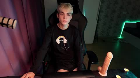 Matty  Aiden online show from January 18, 6:32 pm