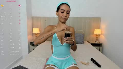 Vayolet Castro online show from February 7, 11:24 am