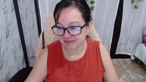 Snapshot of mature_wolf chatting on March 3, 2:39 pm Sonia online show from March 3, 2:39 pm