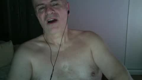 maturehotman online show from January 30, 7:59 pm