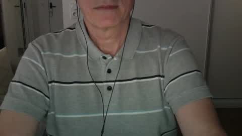 maturehotman online show from March 7, 4:55 pm