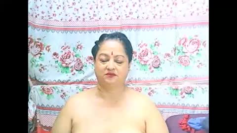 matureindian654u online show from April 12, 8:24 pm