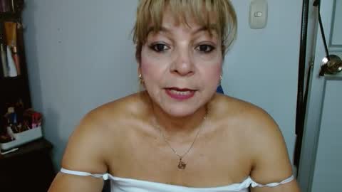 Cecilia online show from January 13, 2:14 pm