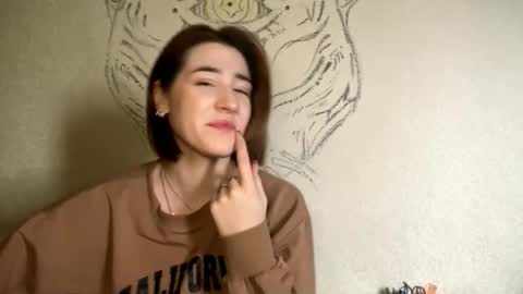 Mari online show from December 4, 6:57 am