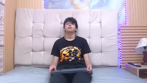 maurenicarus303av online show from March 16, 7:51 pm