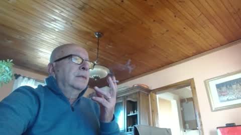 Maurice online show from April 8, 1:47 pm